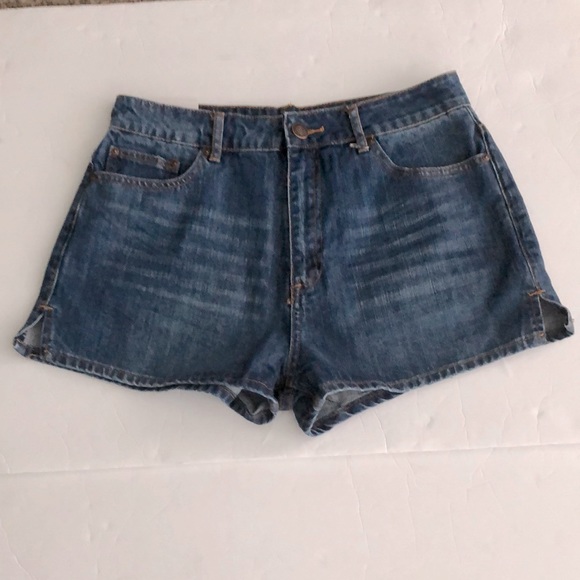 Forever 21 Pants - Forever 21 Shorts High Rise Denim Jean SZ 28 New With Tag